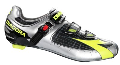 diadora mythos racer evo 3